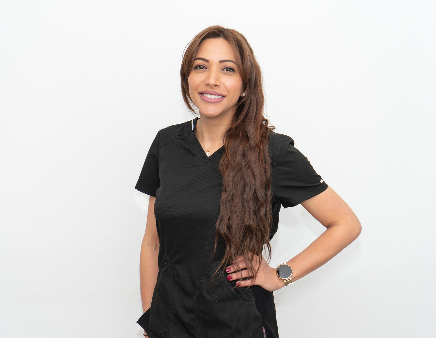 Dr. Rawan Al-Majali, medic specialist protetică și estetică dentară la Atelierul de Zâmbete