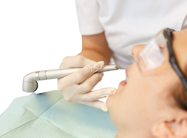 Tratamente dentare cu laser la Atelierul de Zâmbete, Sector 3 București